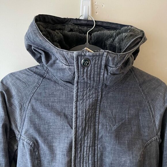 𝅺aritzia TNA blue long winter jacket coat parka XS - Picture 5 of 12